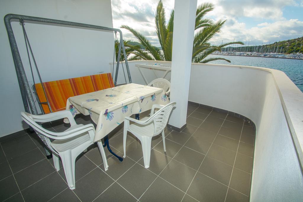 Apartments Jerkunica 로고즈니차 객실 사진