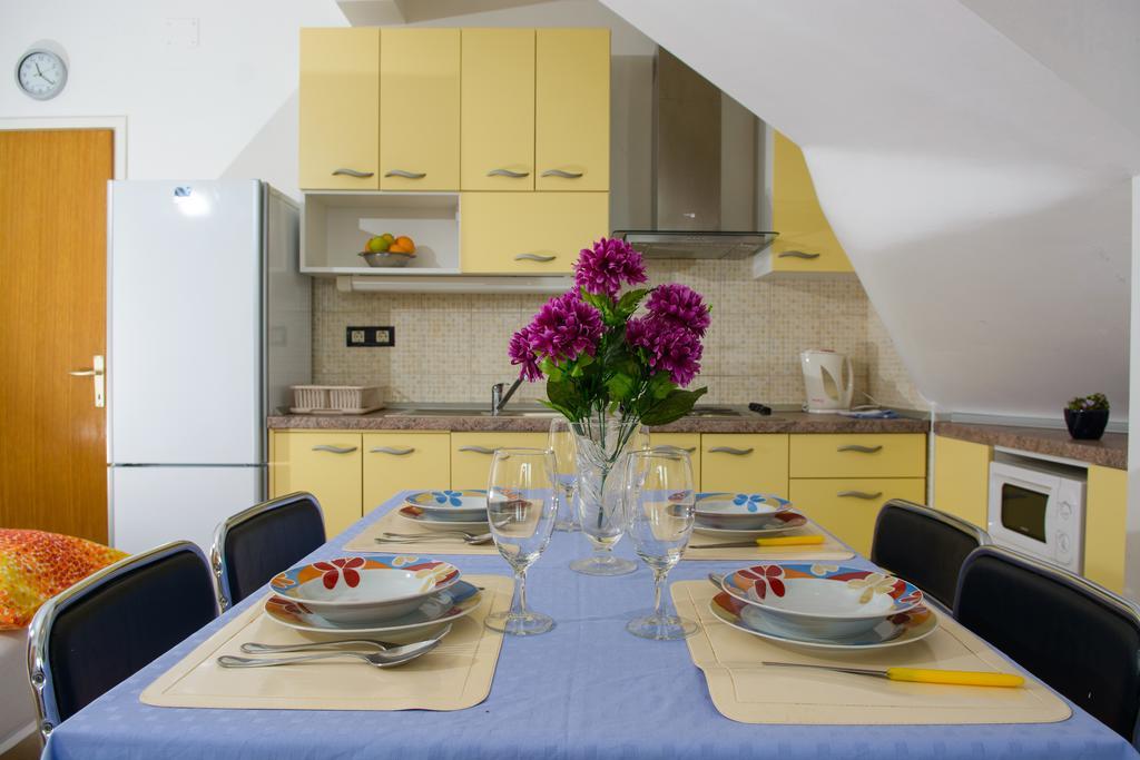 Apartments Jerkunica 로고즈니차 객실 사진
