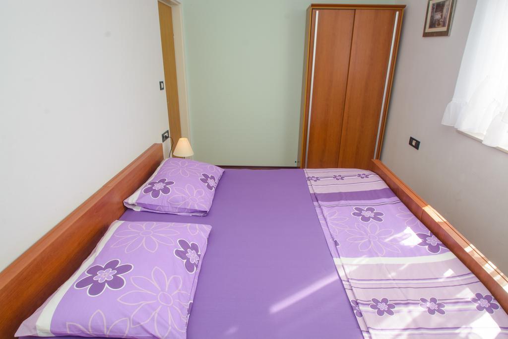 Apartments Jerkunica 로고즈니차 객실 사진