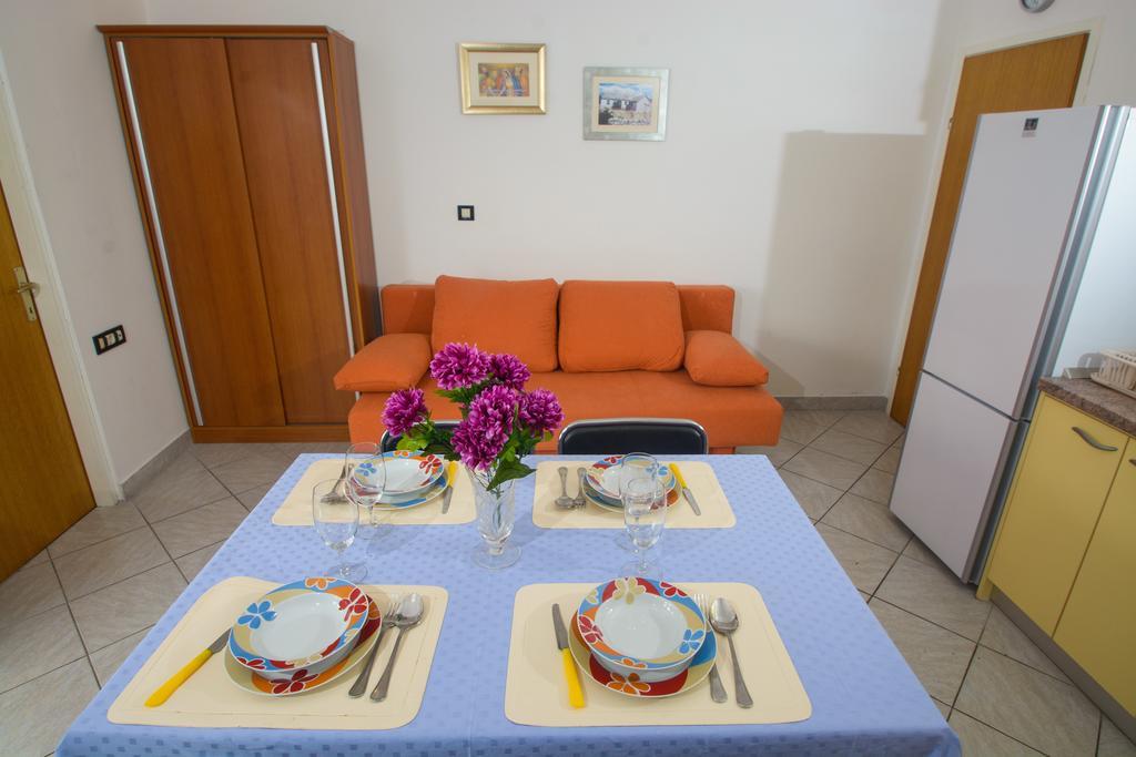 Apartments Jerkunica 로고즈니차 객실 사진