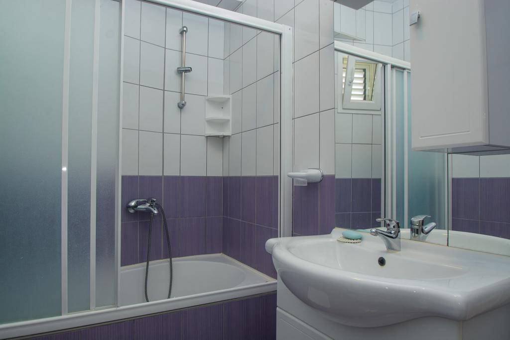 Apartments Jerkunica 로고즈니차 객실 사진